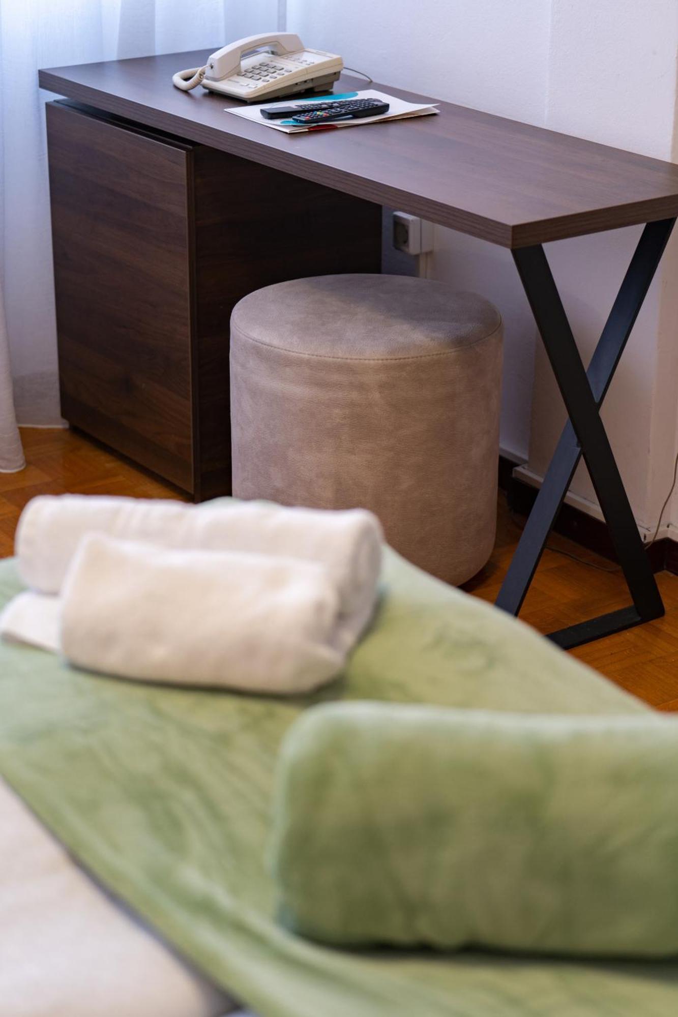 Artearia Hotel Bjelovar Extérieur photo
