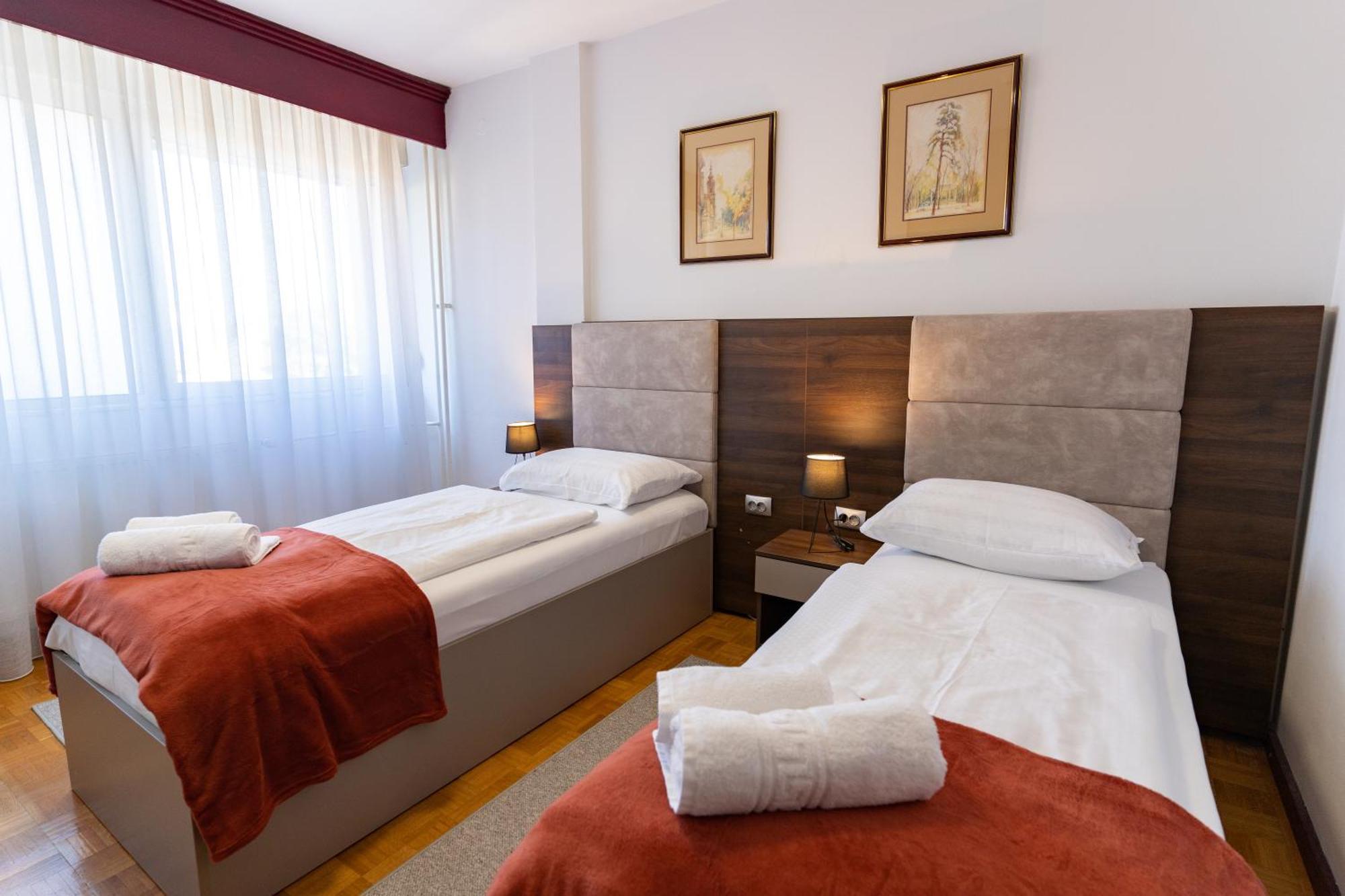 Artearia Hotel Bjelovar Extérieur photo