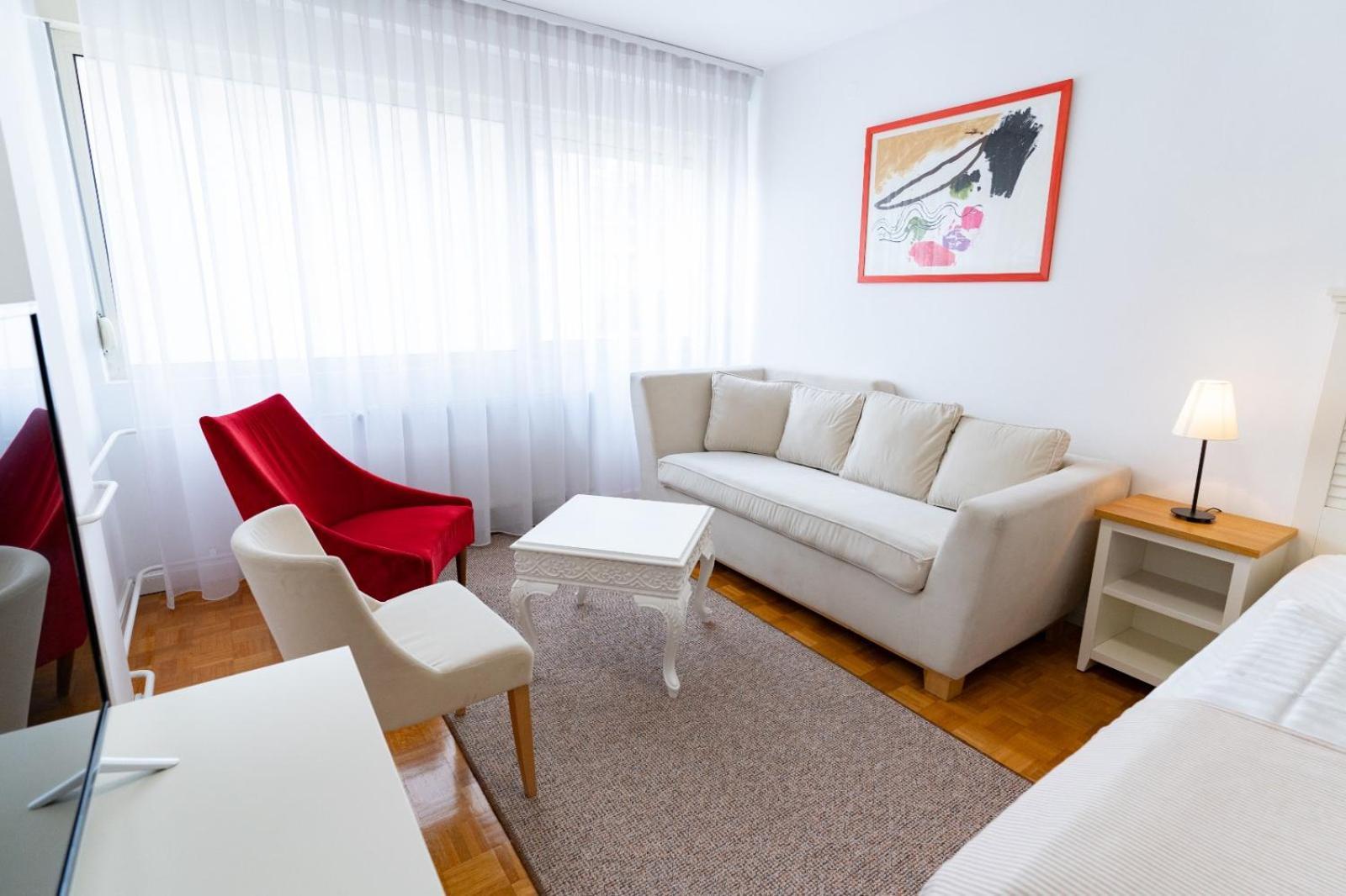 Artearia Hotel Bjelovar Extérieur photo