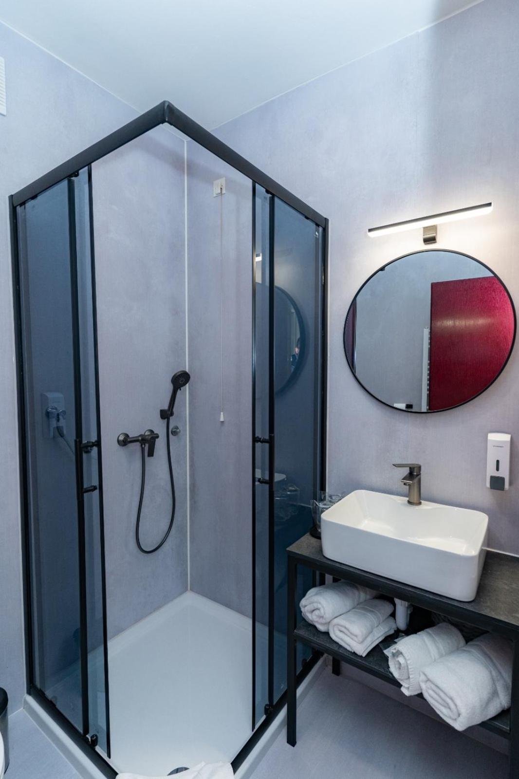 Artearia Hotel Bjelovar Extérieur photo